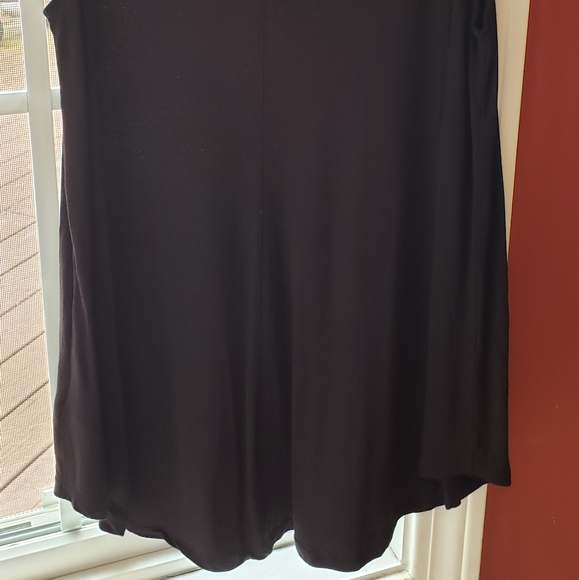 Old Navy tank top - Picture 4 of 5